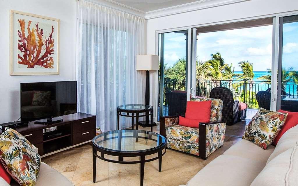 The Regent Grand Hotel Grace Bay Bagian luar foto