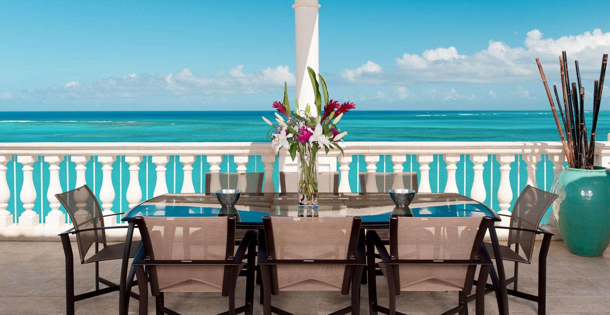 The Regent Grand Hotel Grace Bay Bagian luar foto