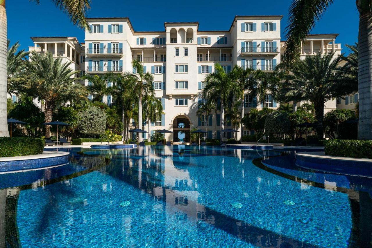 The Regent Grand Hotel Grace Bay Bagian luar foto