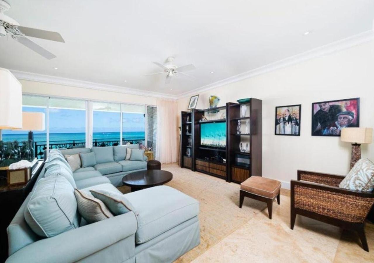 The Regent Grand Hotel Grace Bay Bagian luar foto