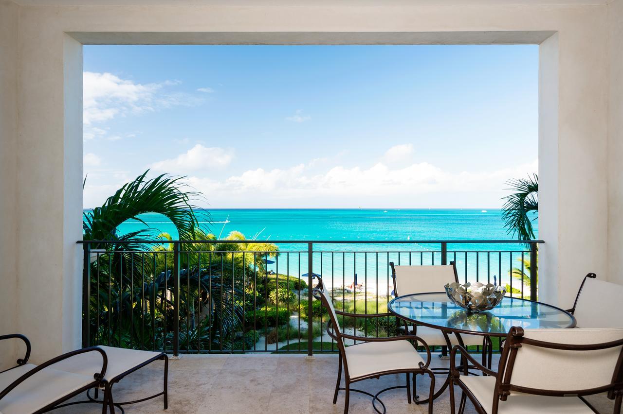 The Regent Grand Hotel Grace Bay Bagian luar foto